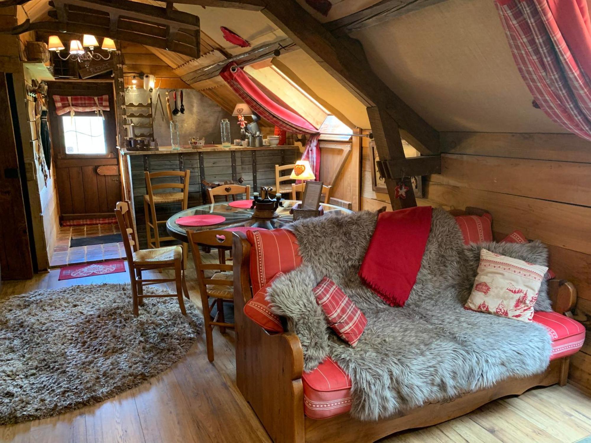 Gite "Le Refuge" Dans Un Domaine De 7Ha Au Calme Vimoutiers Exterior photo